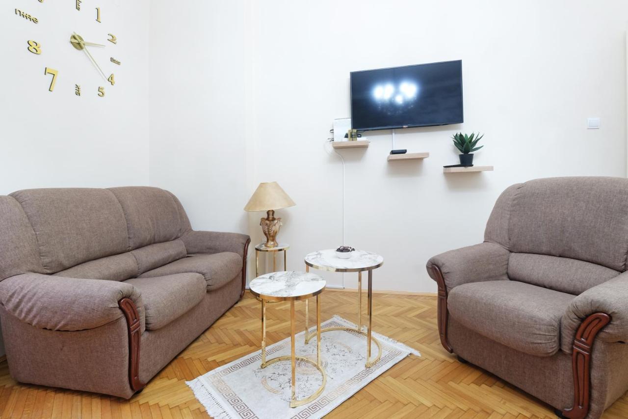 Illusion Downtown Apartment 贝尔格莱德 外观 照片