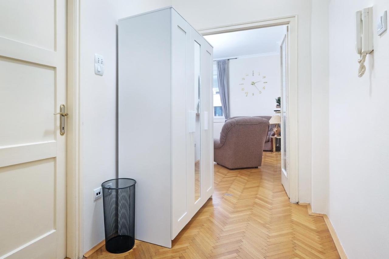 Illusion Downtown Apartment 贝尔格莱德 外观 照片